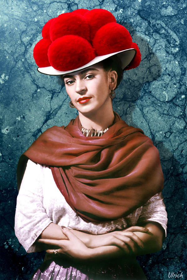 Frida-stehend-Marmor-blau-von-Ulrich-Klinkosch